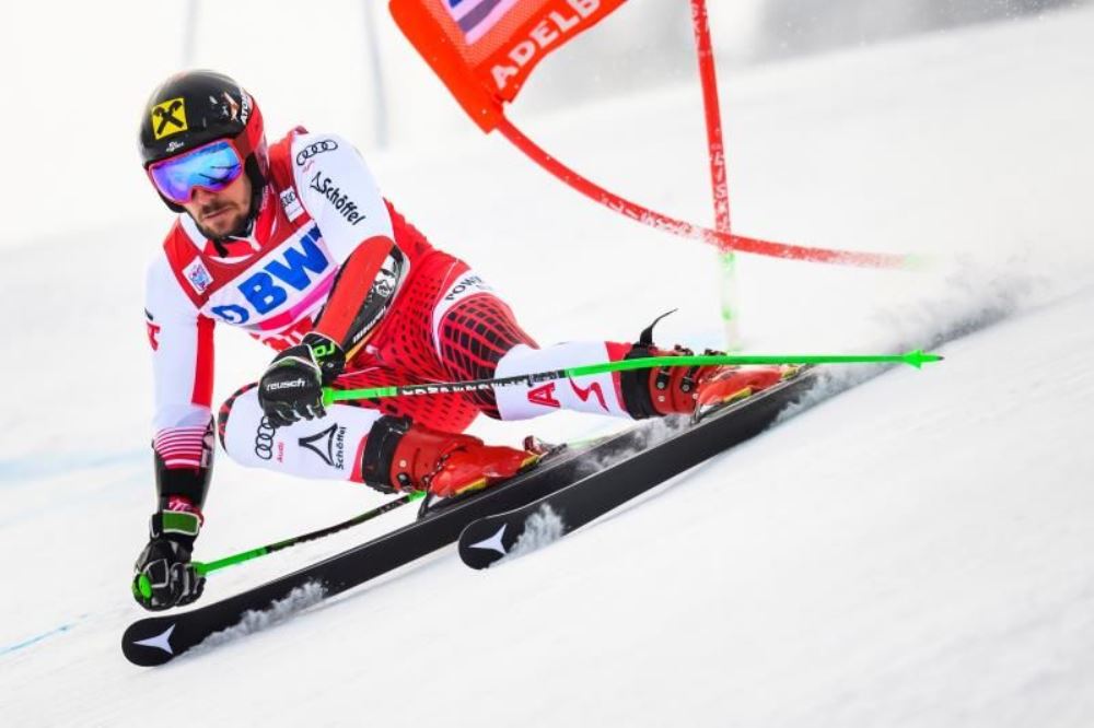 El austríaco Marcel Hirscher firmó el pasado 13 de enero su noveno triunfo en la pista de Adelboden, en Suiza, al vencer la prueba de eslalon, por la Copa del Mundo de esquí alpino, ante el francés Noel Clement y el noruego Henrik Kristoffersen (Agencia EFE).
